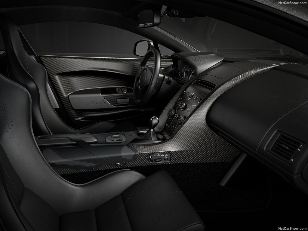 Aston Martin Vantage V12 5.9 AMR (Automatic)